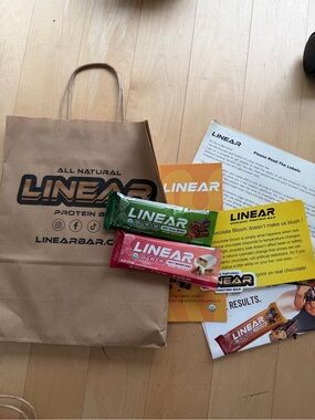 2 LINEAR - All Natural Protein Bars